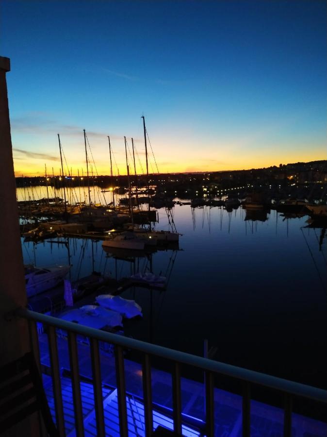 Studio Cap D Agde Vue Port Buitenkant foto